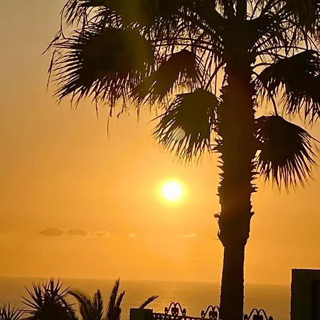 365 Sunshine Tenerife Апарт-готель Адехе